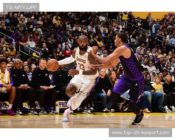 NBA太阳快攻两秒完成扣篮：速度、信任与风驰速影的崛起